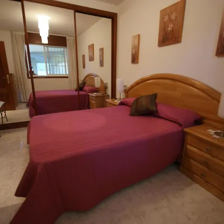 Urb Montalmar アパート